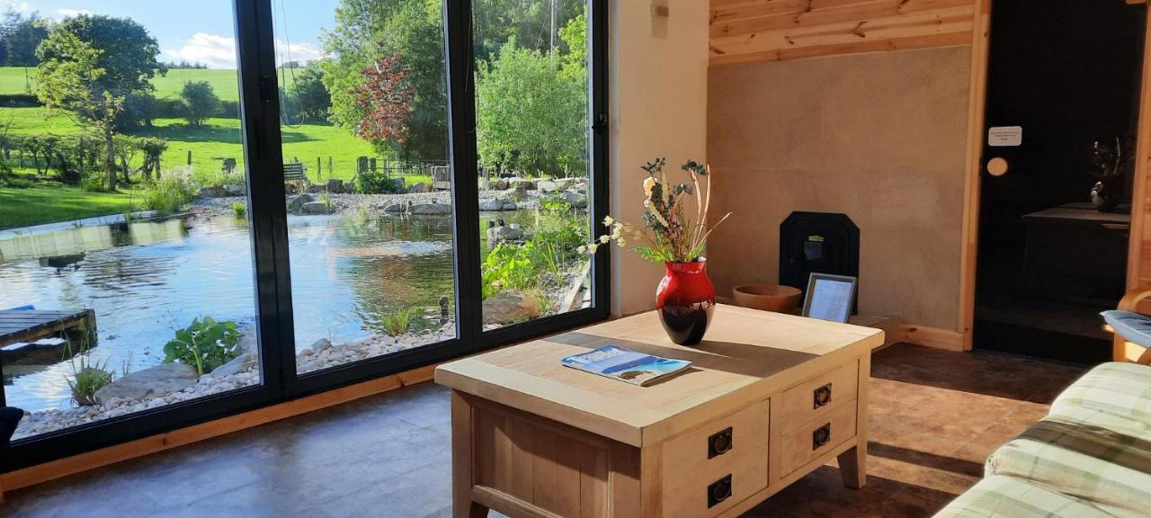 Mid-Wales Farmhouse, Swimming Pool, Tranquil Countryside Views, Sleeps 14 Meifod Екстер'єр фото
