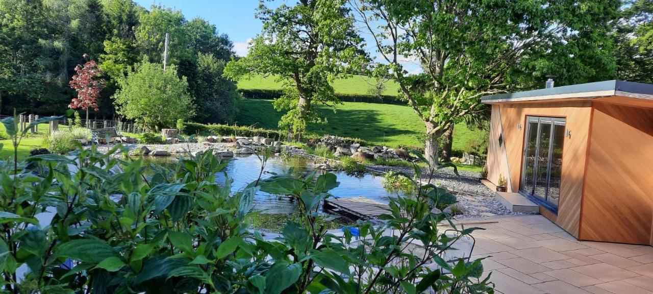 Mid-Wales Farmhouse, Swimming Pool, Tranquil Countryside Views, Sleeps 14 Meifod Екстер'єр фото